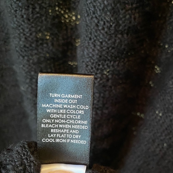 Torrid Black V Neck Sweater, Size 3X - Picture 6 of 8